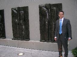 Min stilige bror på "MOMA" i NY