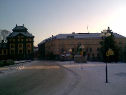 När Selma Lagerlöf bodde i Falun så var det bl.a. i det högra huset. Tror det var på andra våningen